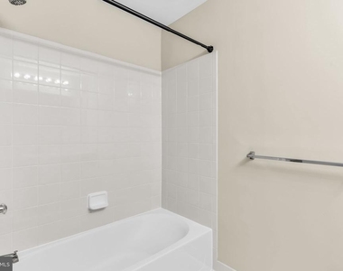 42985 Pascale Terrace - Photo Thumbnail 24