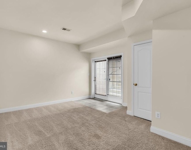 42985 Pascale Terrace - Photo Thumbnail 33