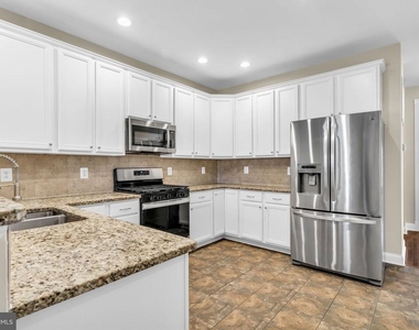 42985 Pascale Terrace - Photo Thumbnail 10