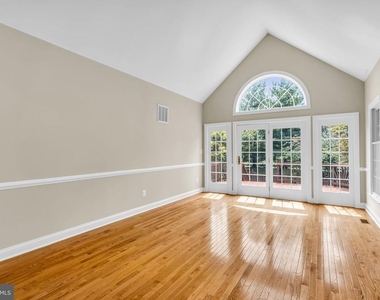 42985 Pascale Terrace - Photo Thumbnail 3