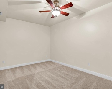 42985 Pascale Terrace - Photo Thumbnail 34