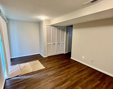 312 Stallion Square Ne - Photo Thumbnail 34