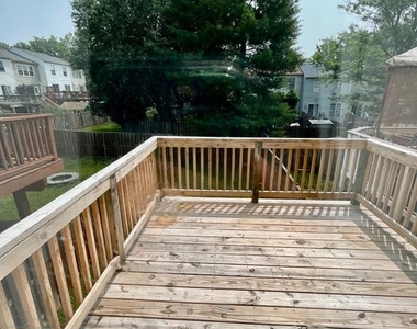 312 Stallion Square Ne - Photo Thumbnail 25