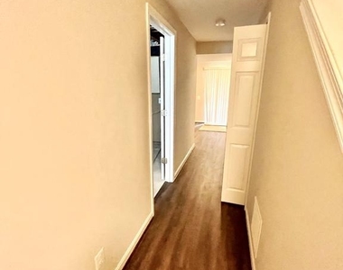 312 Stallion Square Ne - Photo Thumbnail 29