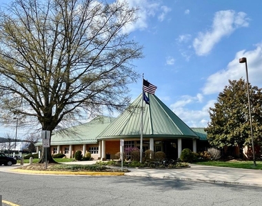 312 Stallion Square Ne - Photo Thumbnail 50