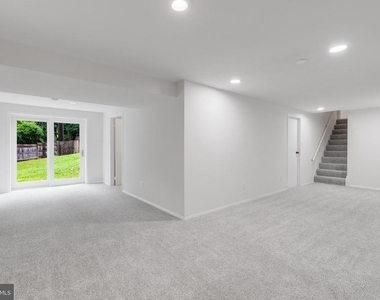 9410 Onion Patch Drive - Photo Thumbnail 30