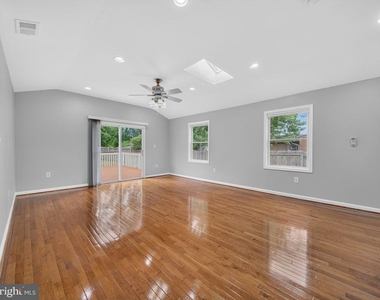 4906 Upland Drive - Photo Thumbnail 17