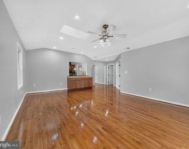4906 Upland Drive - Photo Thumbnail 11