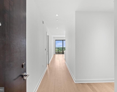 1650 Silver Hill Drive - Photo Thumbnail 2