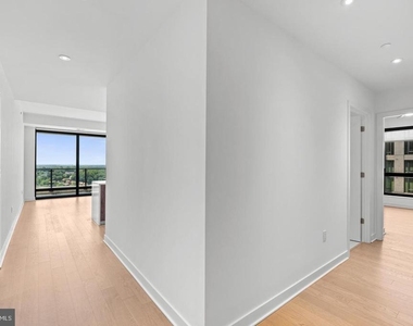 1650 Silver Hill Drive - Photo Thumbnail 10