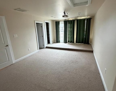 3184 Yeager Drive - Photo Thumbnail 34