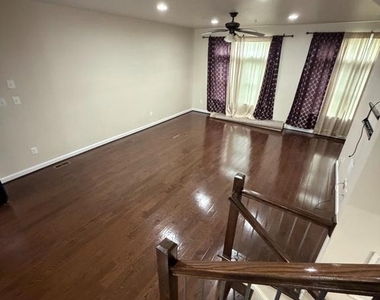 3184 Yeager Drive - Photo Thumbnail 10