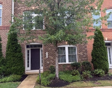 3184 Yeager Drive - Photo Thumbnail 1