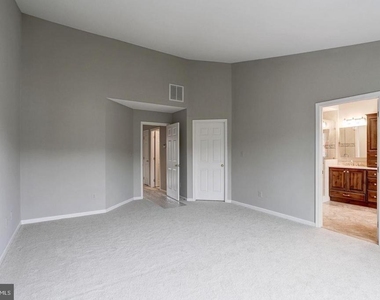 8503 Westown Way - Photo Thumbnail 13