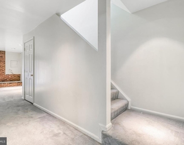 3964 Rosebay Court - Photo Thumbnail 33