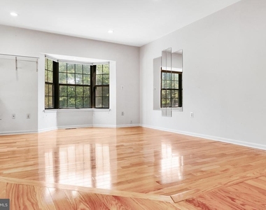 3964 Rosebay Court - Photo Thumbnail 5