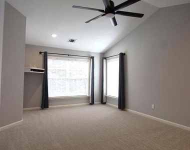 14015 Wood Rock Way - Photo Thumbnail 34