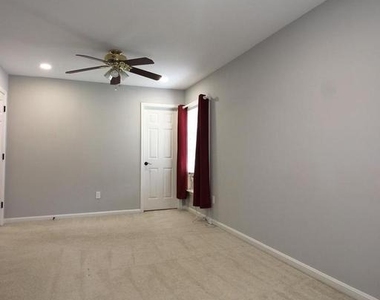 14015 Wood Rock Way - Photo Thumbnail 22