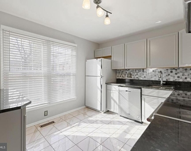 7442 Adams Park Court - Photo Thumbnail 5