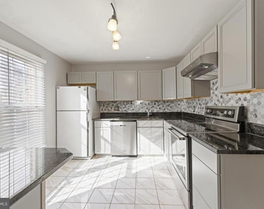 7442 Adams Park Court - Photo Thumbnail 4