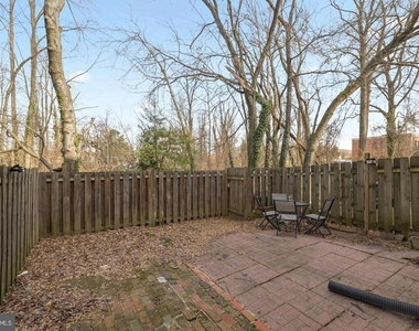 7442 Adams Park Court - Photo Thumbnail 24