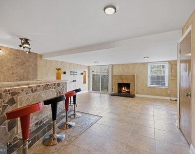 7442 Adams Park Court - Photo Thumbnail 22