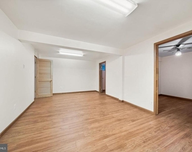 6204 Erman Court - Photo Thumbnail 13