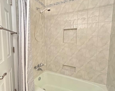 6204 Erman Court - Photo Thumbnail 16