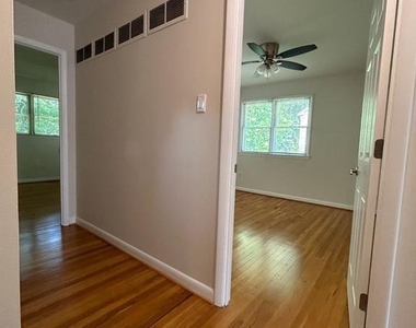 6204 Erman Court - Photo Thumbnail 6