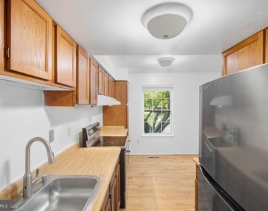 10351 Granite Creek Lane - Photo Thumbnail 6