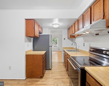 10351 Granite Creek Lane - Photo Thumbnail 4