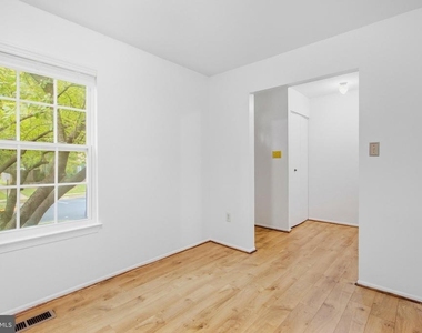 10351 Granite Creek Lane - Photo Thumbnail 5