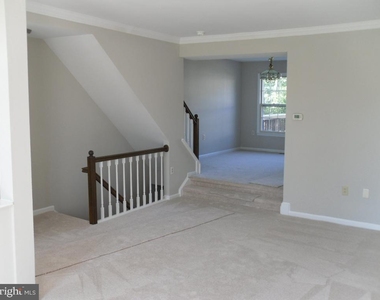 13312 Foxhole Drive - Photo Thumbnail 6
