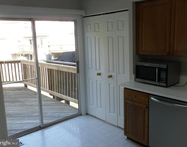 13312 Foxhole Drive - Photo Thumbnail 12