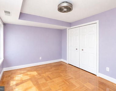 3101 S Manchester Street - Photo Thumbnail 10