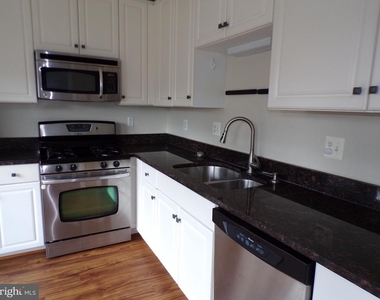 6015 Terrapin Place - Photo Thumbnail 4