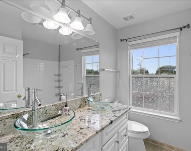 6350 Regal Oak Drive - Photo Thumbnail 25