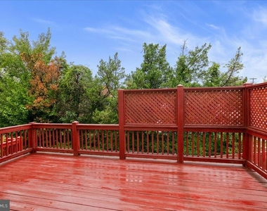 6350 Regal Oak Drive - Photo Thumbnail 30