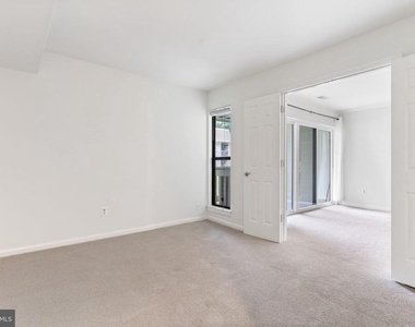 5766 Rexford Court - Photo Thumbnail 11