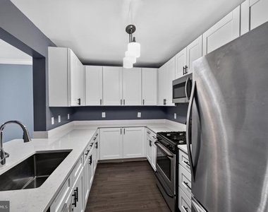 5565 Seminary Road - Photo Thumbnail 1