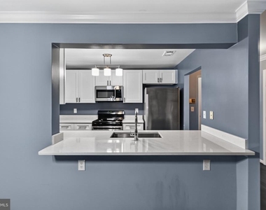 5565 Seminary Road - Photo Thumbnail 6