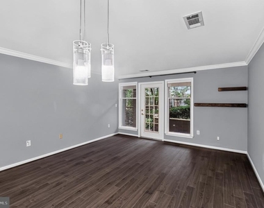 5565 Seminary Road - Photo Thumbnail 3