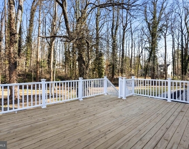 10704 Howerton Avenue - Photo Thumbnail 31