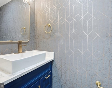 10704 Howerton Avenue - Photo Thumbnail 10