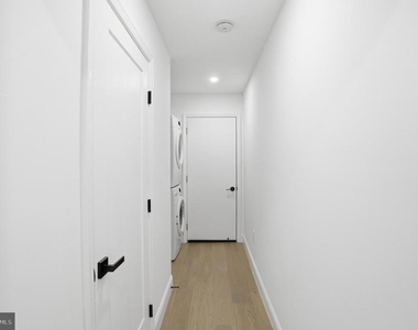 10704 Howerton Avenue - Photo Thumbnail 9