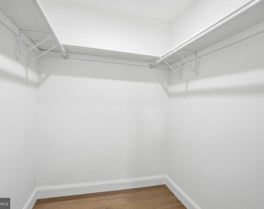 10704 Howerton Avenue - Photo Thumbnail 16