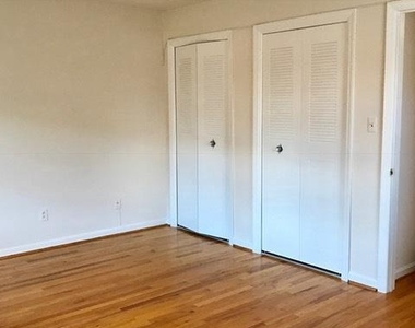 1214 William Street - Photo Thumbnail 8