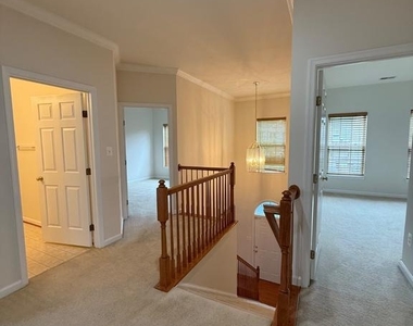 1113 Walker Drive - Photo Thumbnail 23