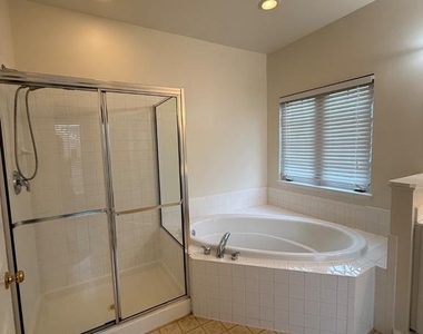 1113 Walker Drive - Photo Thumbnail 21