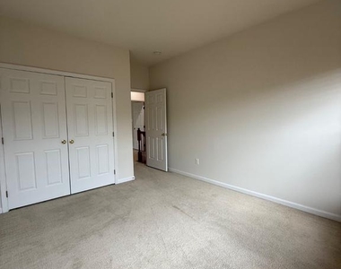 1113 Walker Drive - Photo Thumbnail 24